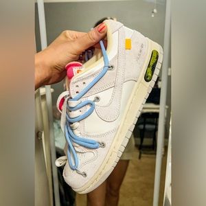 Brand new never worn OFF WHITE Nike dunks